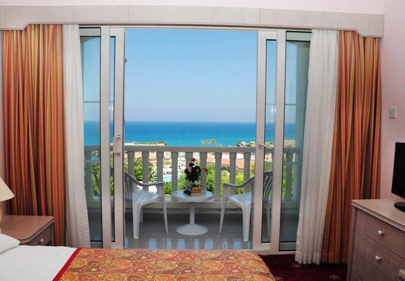 Denizkizi Karavas (Northern Cyprus)
