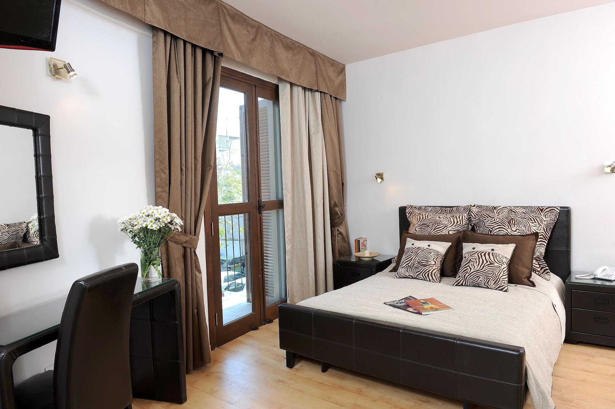Royiatiko 2* Nicosia