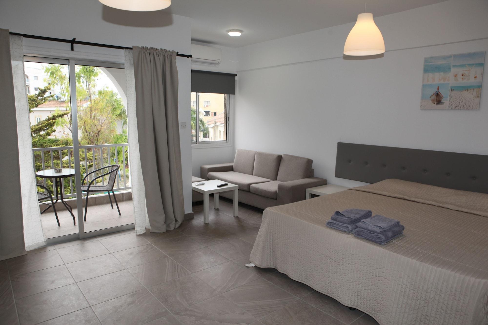 Aparthotel Polyxeni