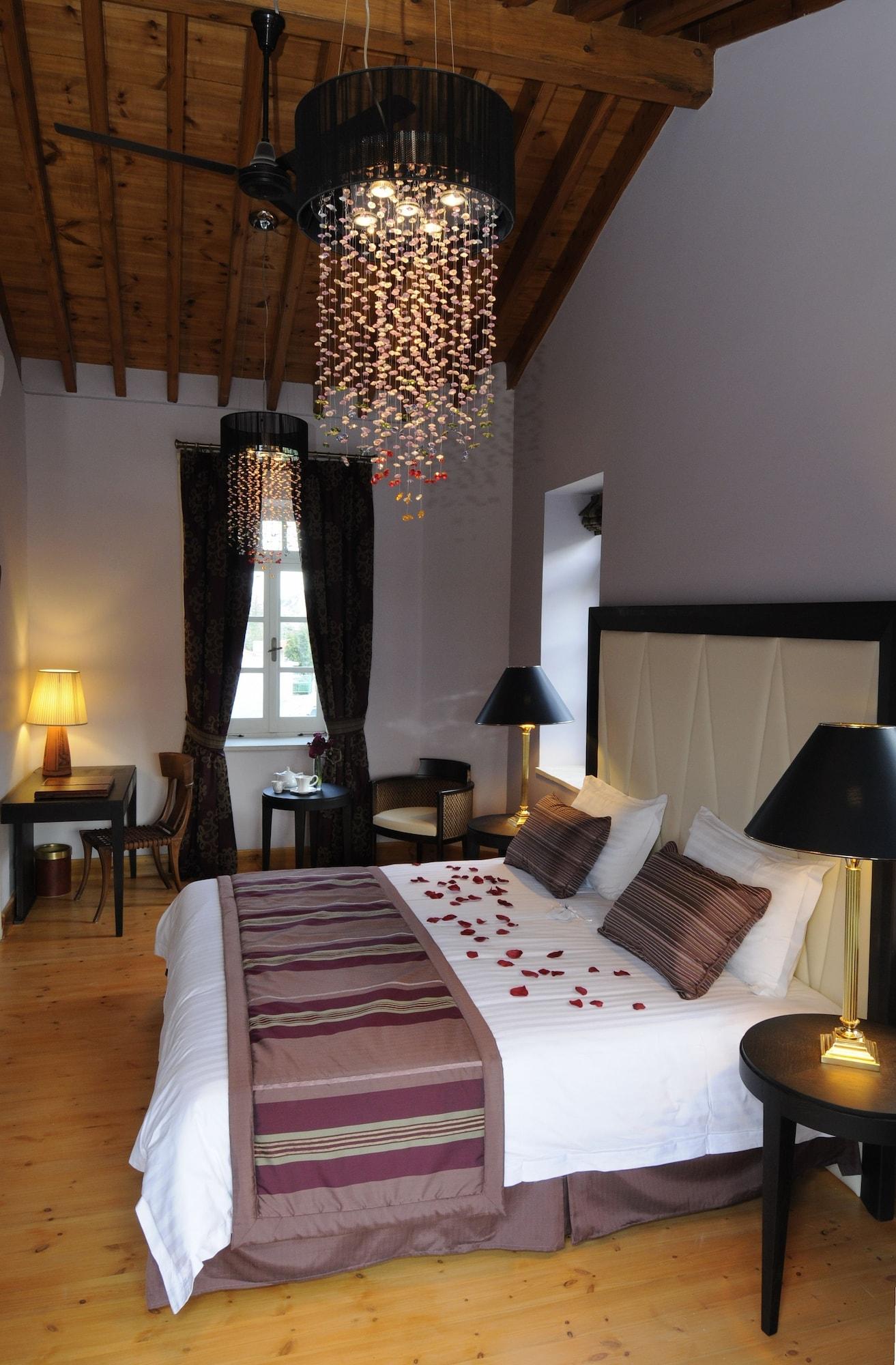 The Library Wellness Retreat Hotel 4*