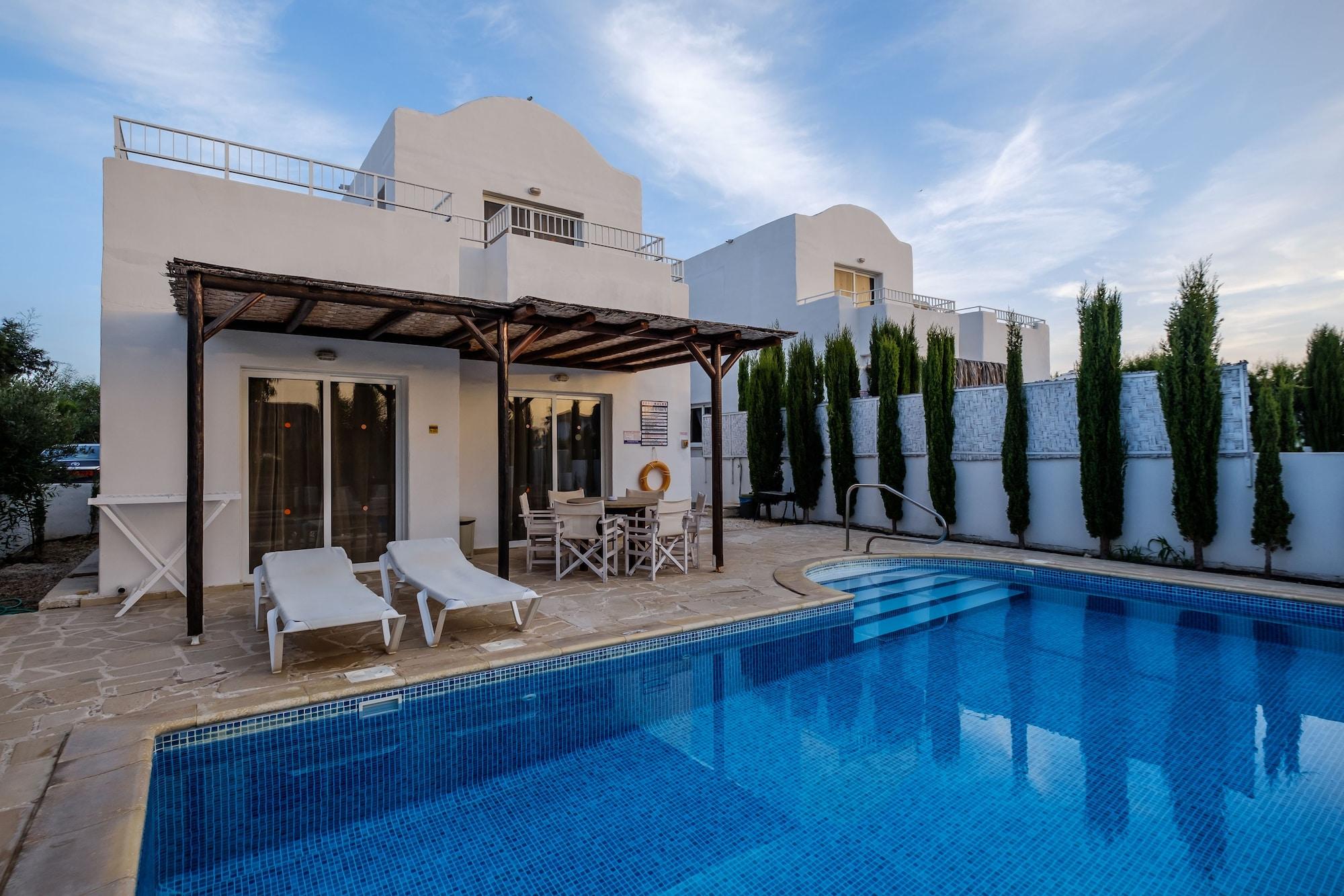 Thalassines * Agia Napa