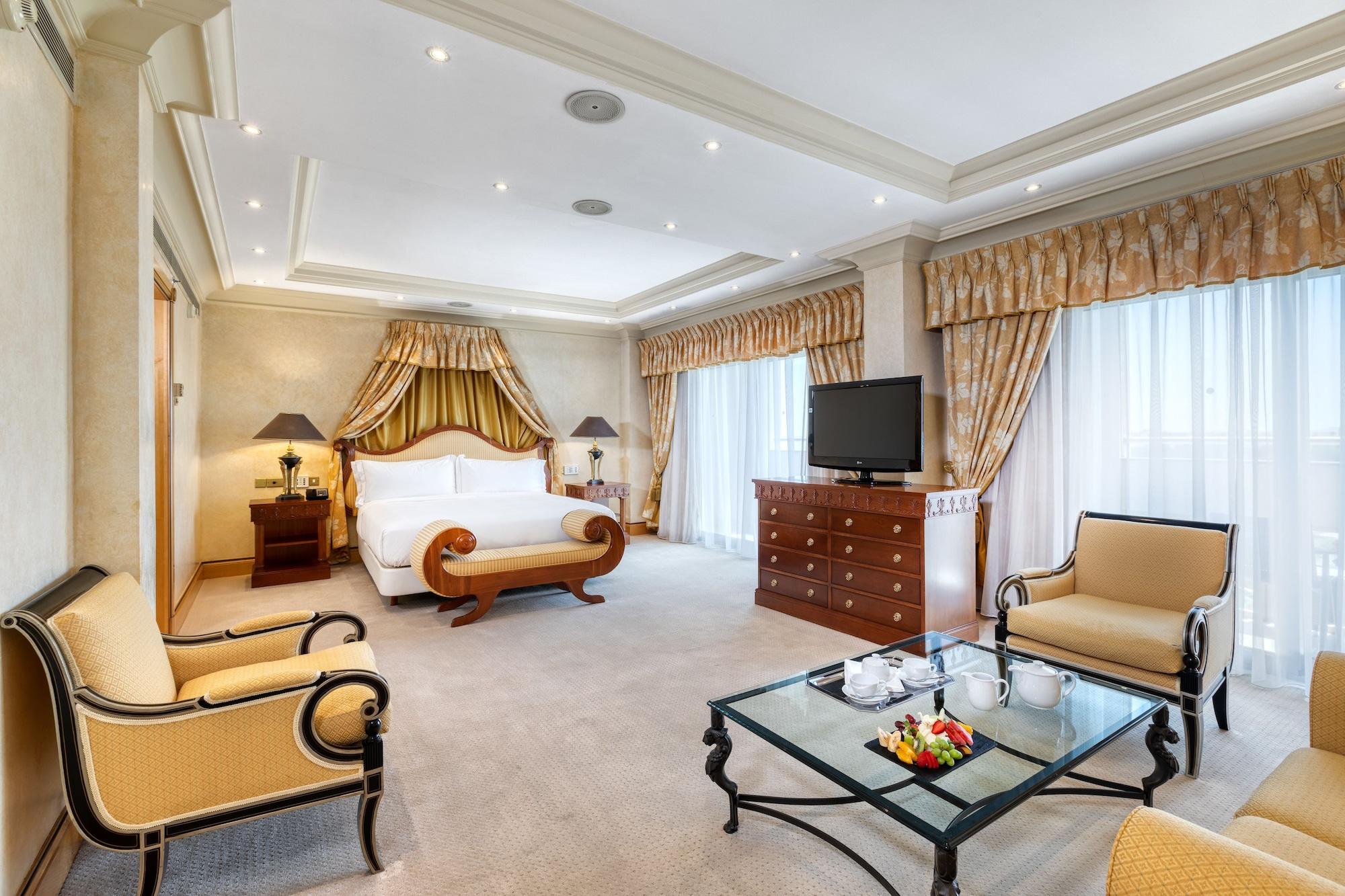 The Landmark 5*
