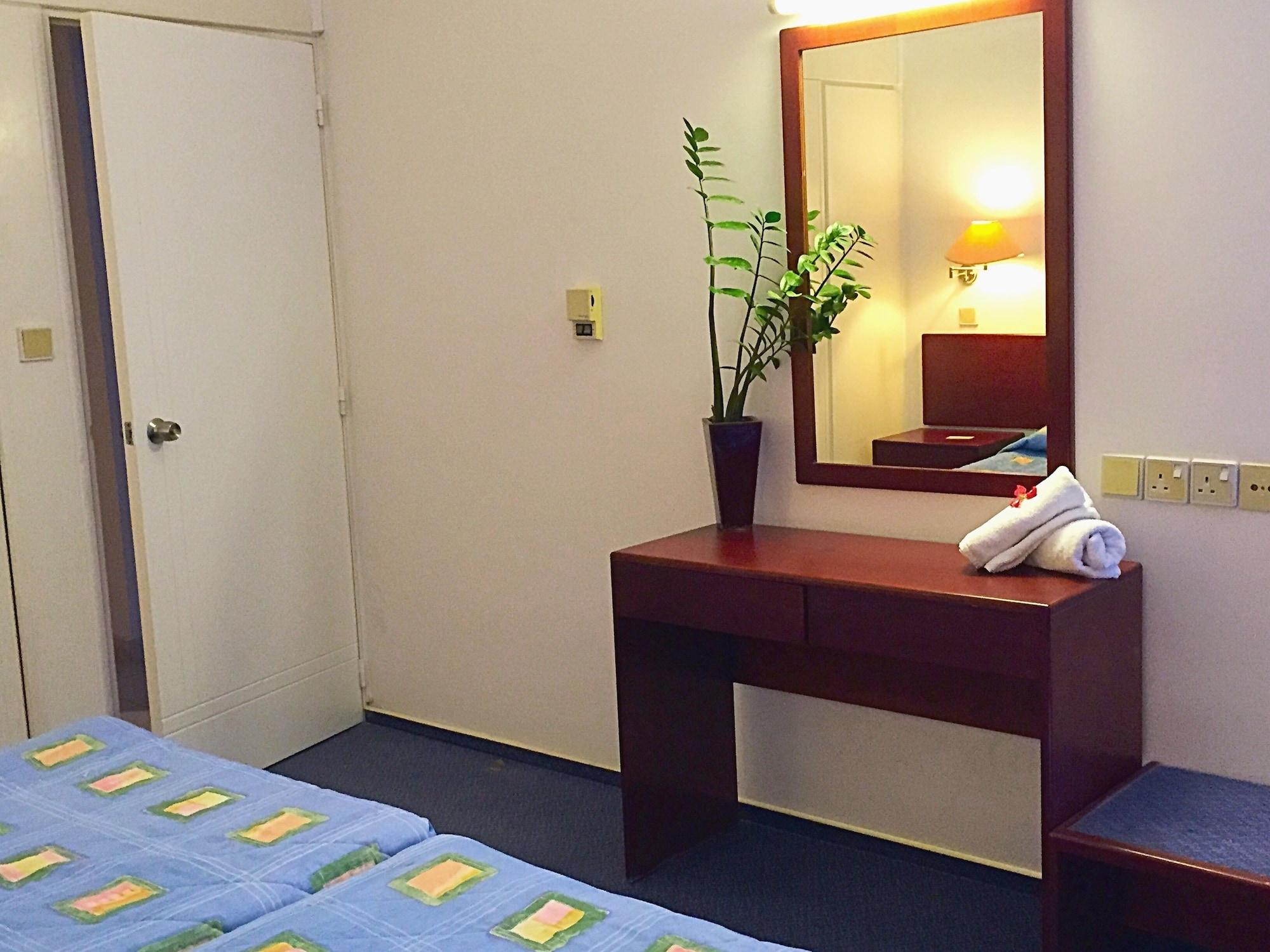 Blue Crane Apts Aparthotel Limassol