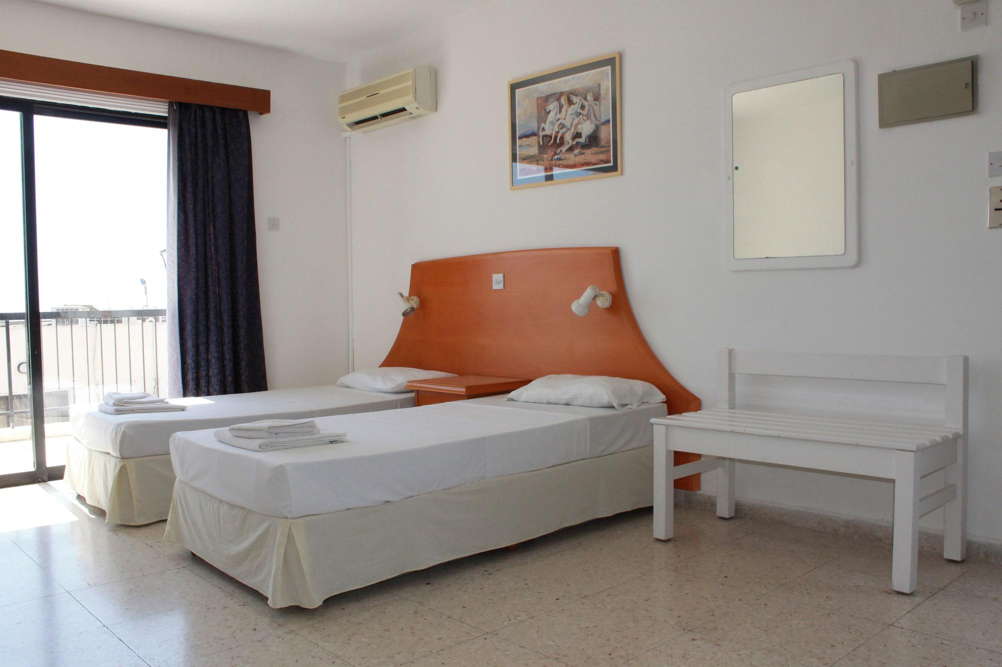Florea Aparthotel