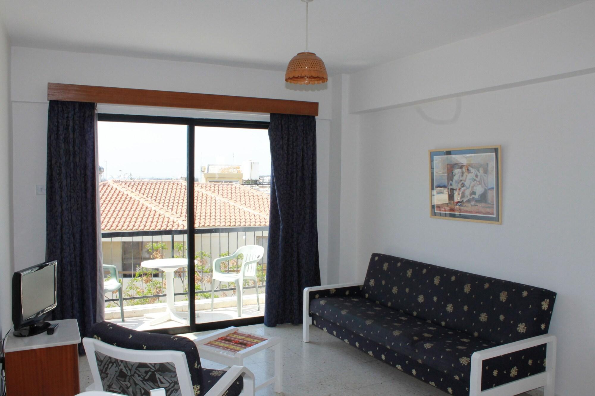 Florea Aparthotel