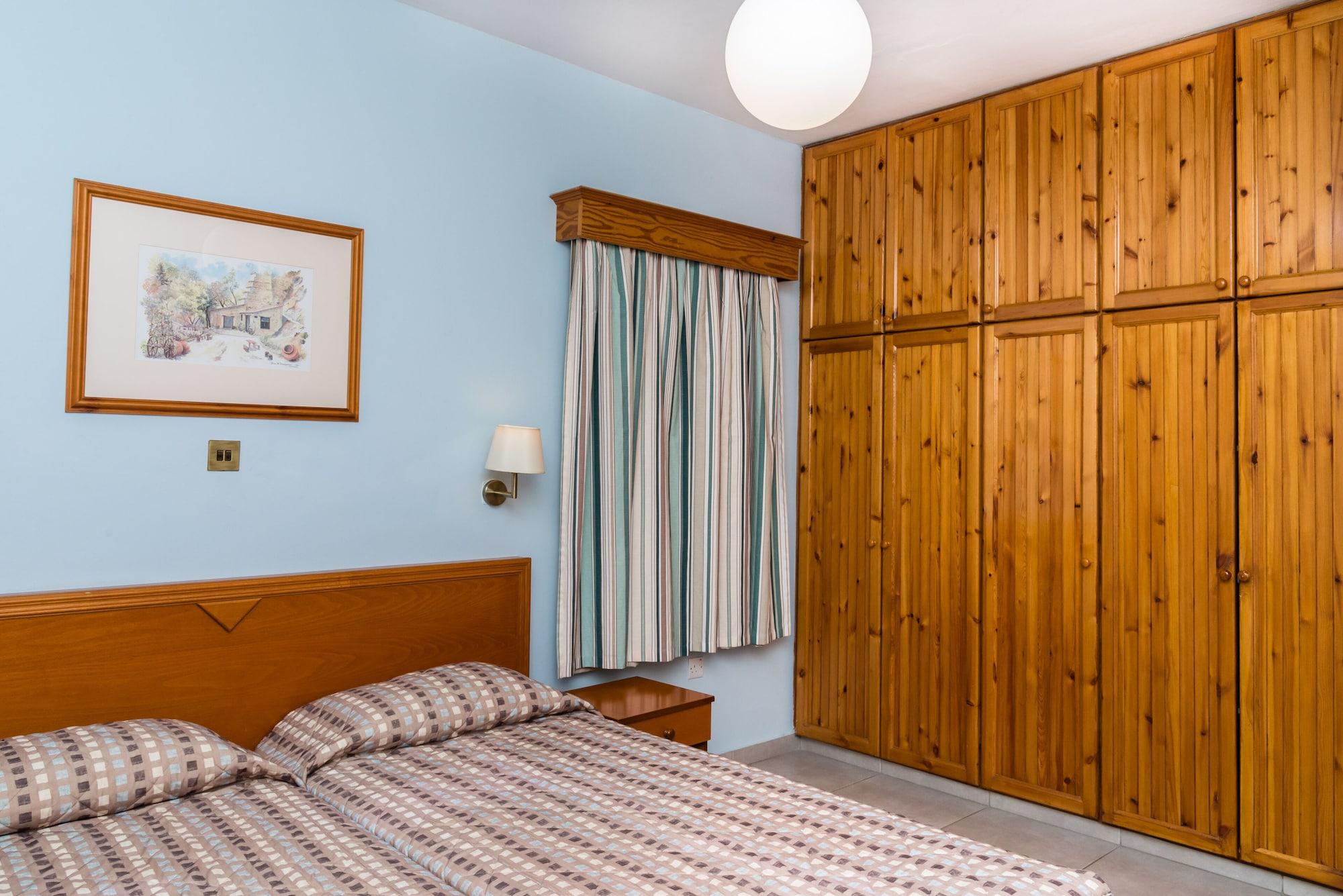 Aparthotel Kefalos Damon Paphos