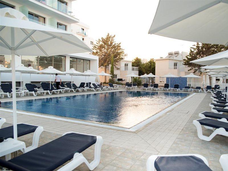Hotel Mandali 3*