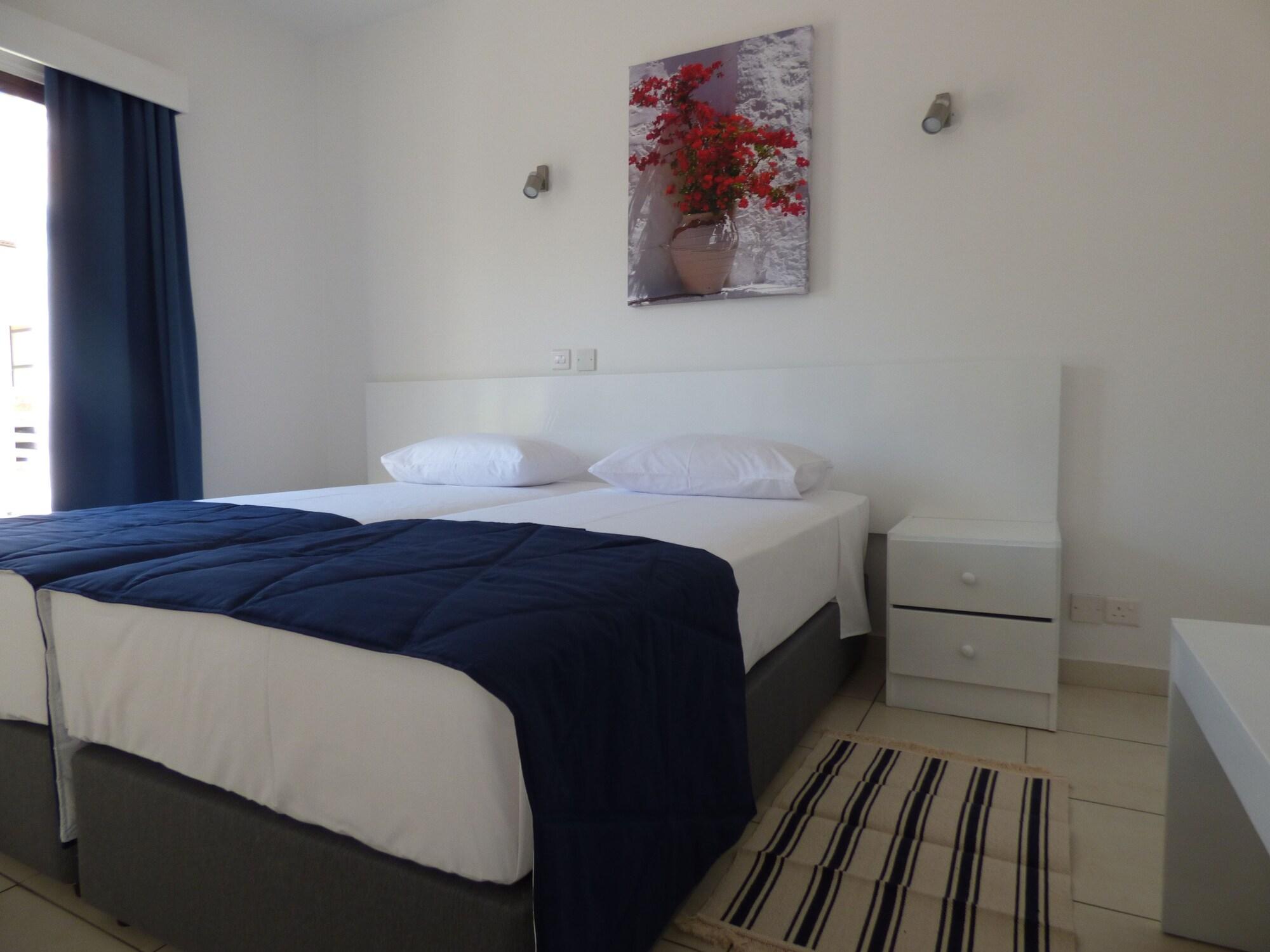 Amore Hotel Apartments Aparthotel