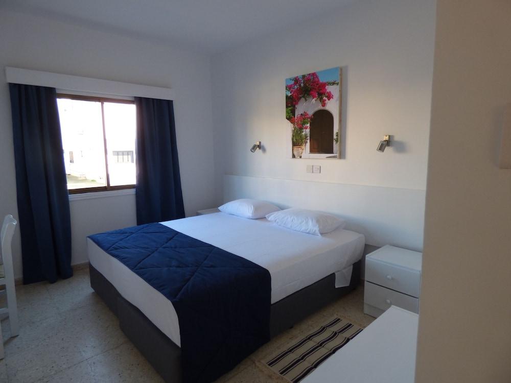 Amore Hotel Apartments Aparthotel Protaras