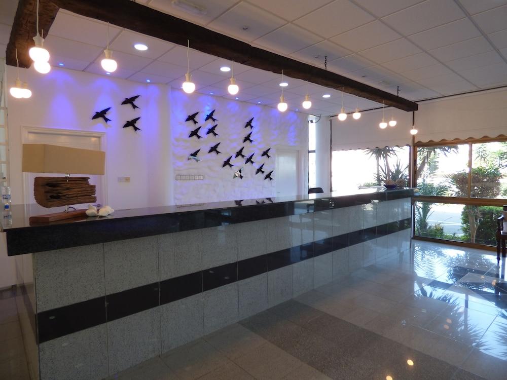 Aparthotel Amore Hotel Apartments 2*