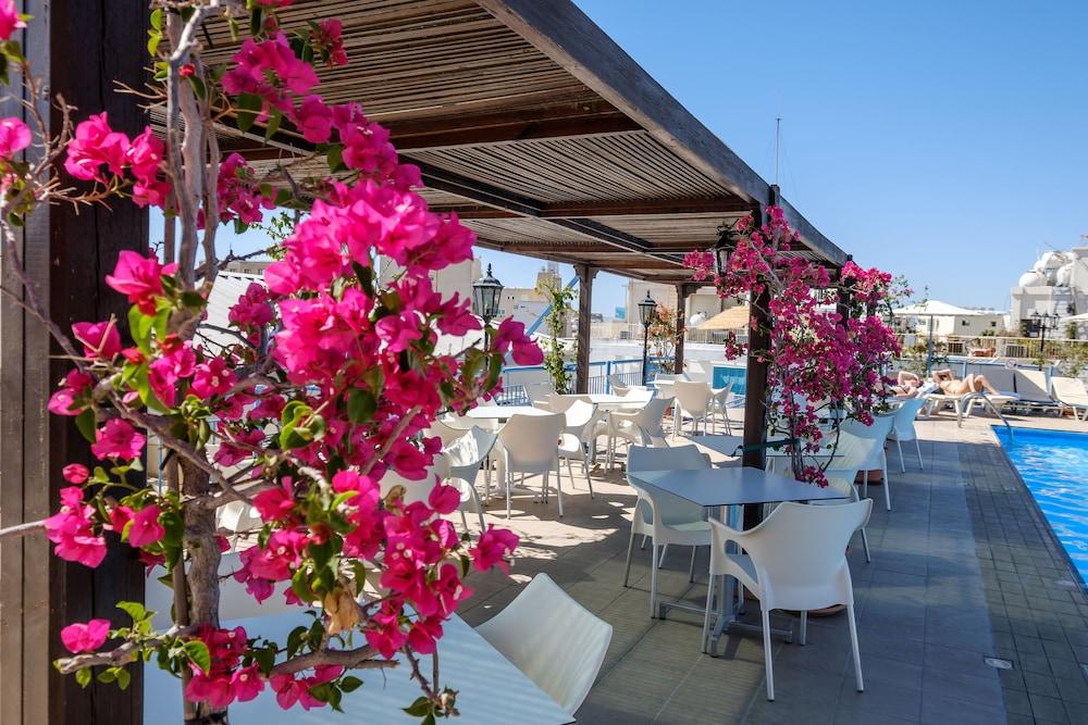 Atrium Zenon Larnaca