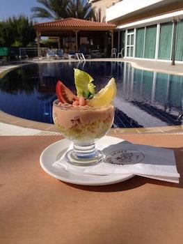 M. Moniatis 3* Limassol