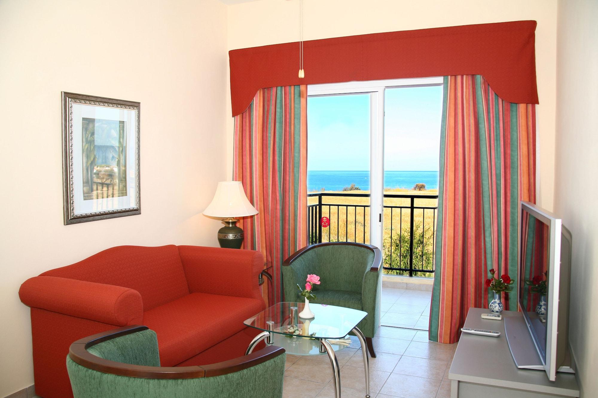 Akamanthea Village Apartment *