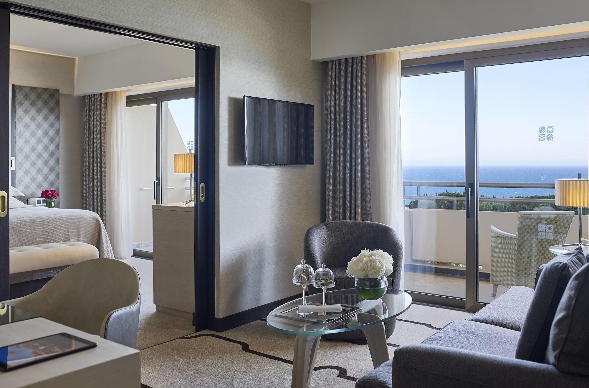 Four Seasons 5* Agios Tychonas