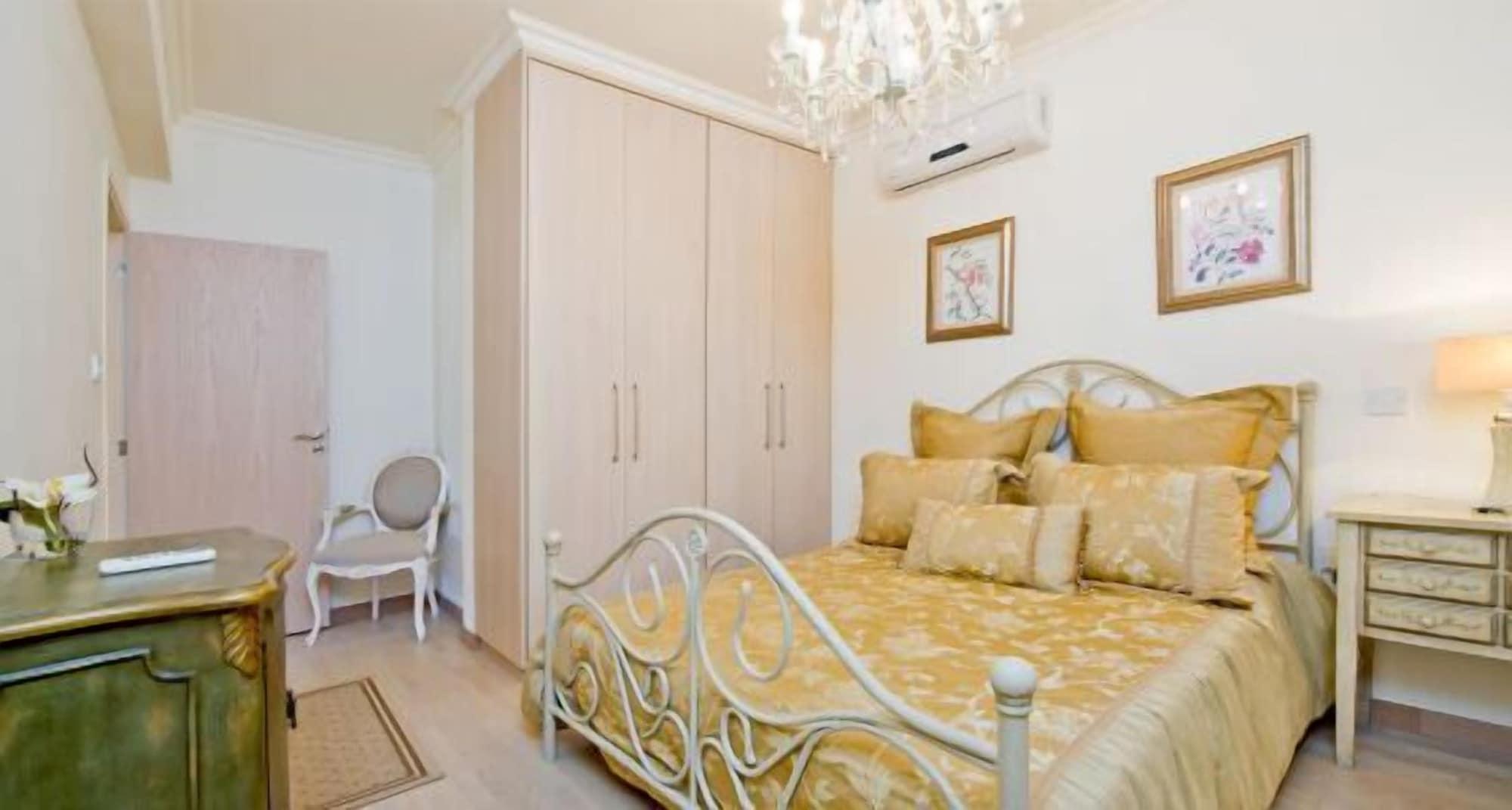 Amadora Luxury Villa Pernera