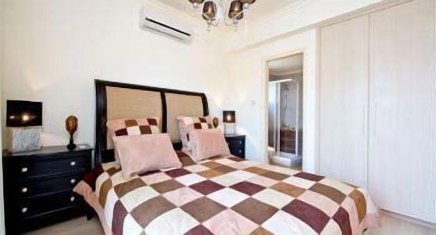 Amadora Luxury *
