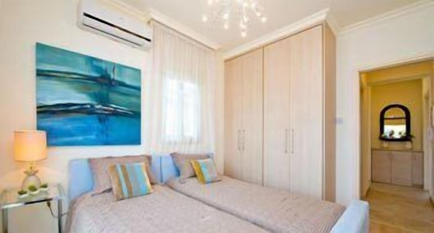 Villa Amadora Luxury Pernera