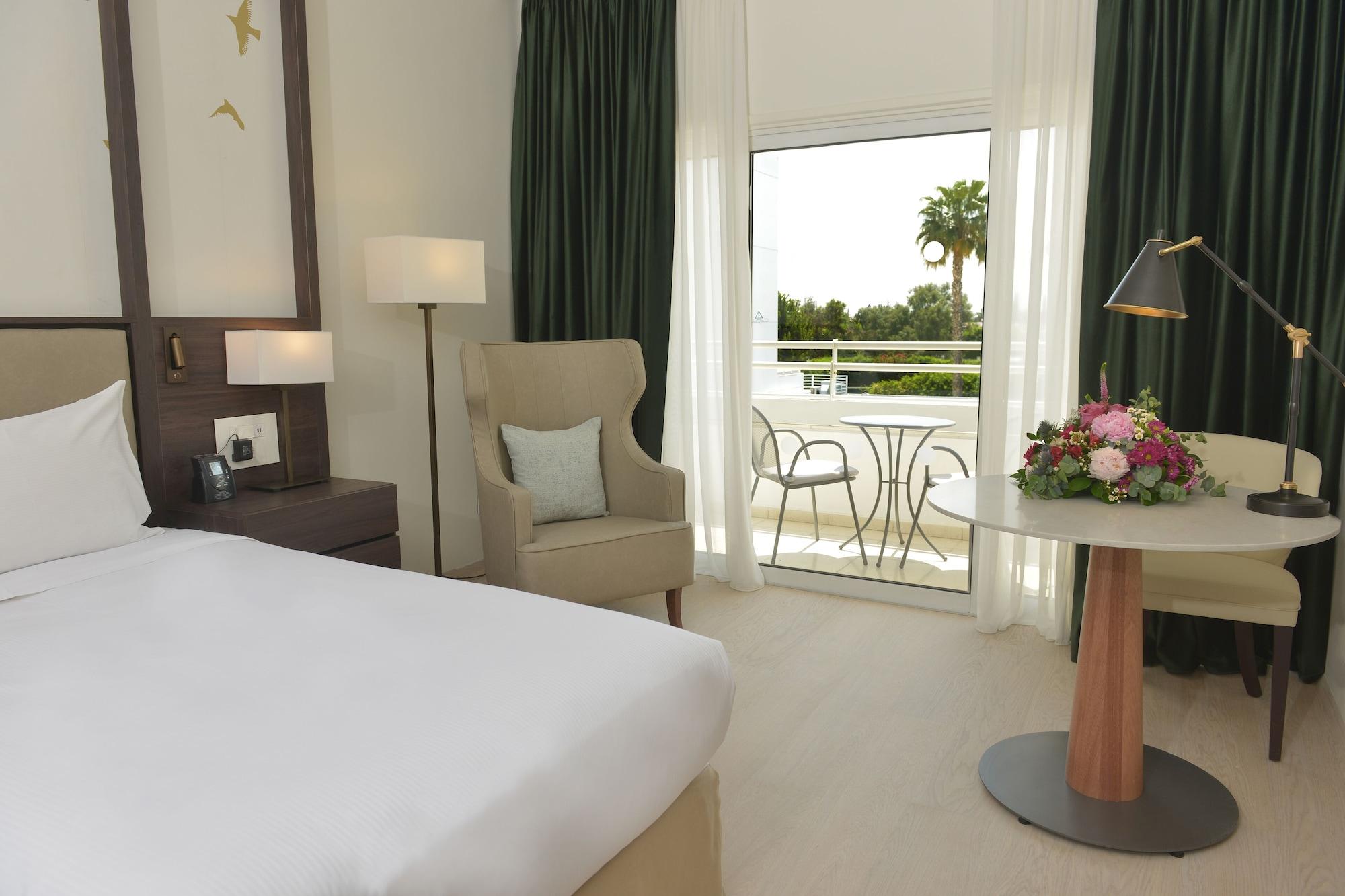 Hilton Hotel 5*