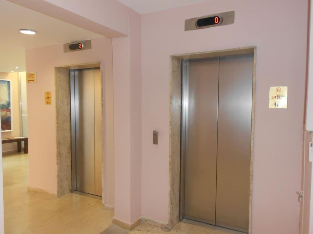 Sun Hall Appartement Larnaca