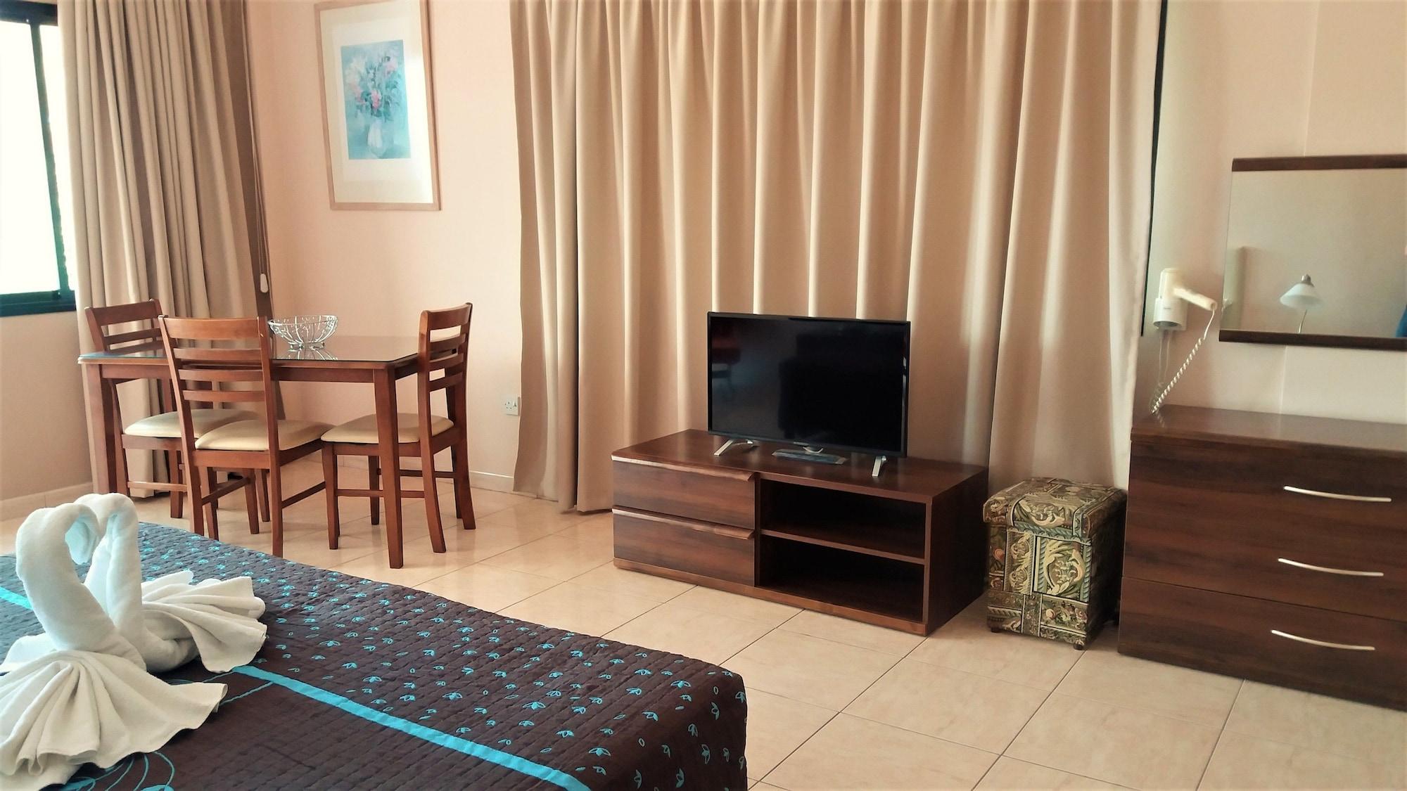 Aparthotel Anna 3*