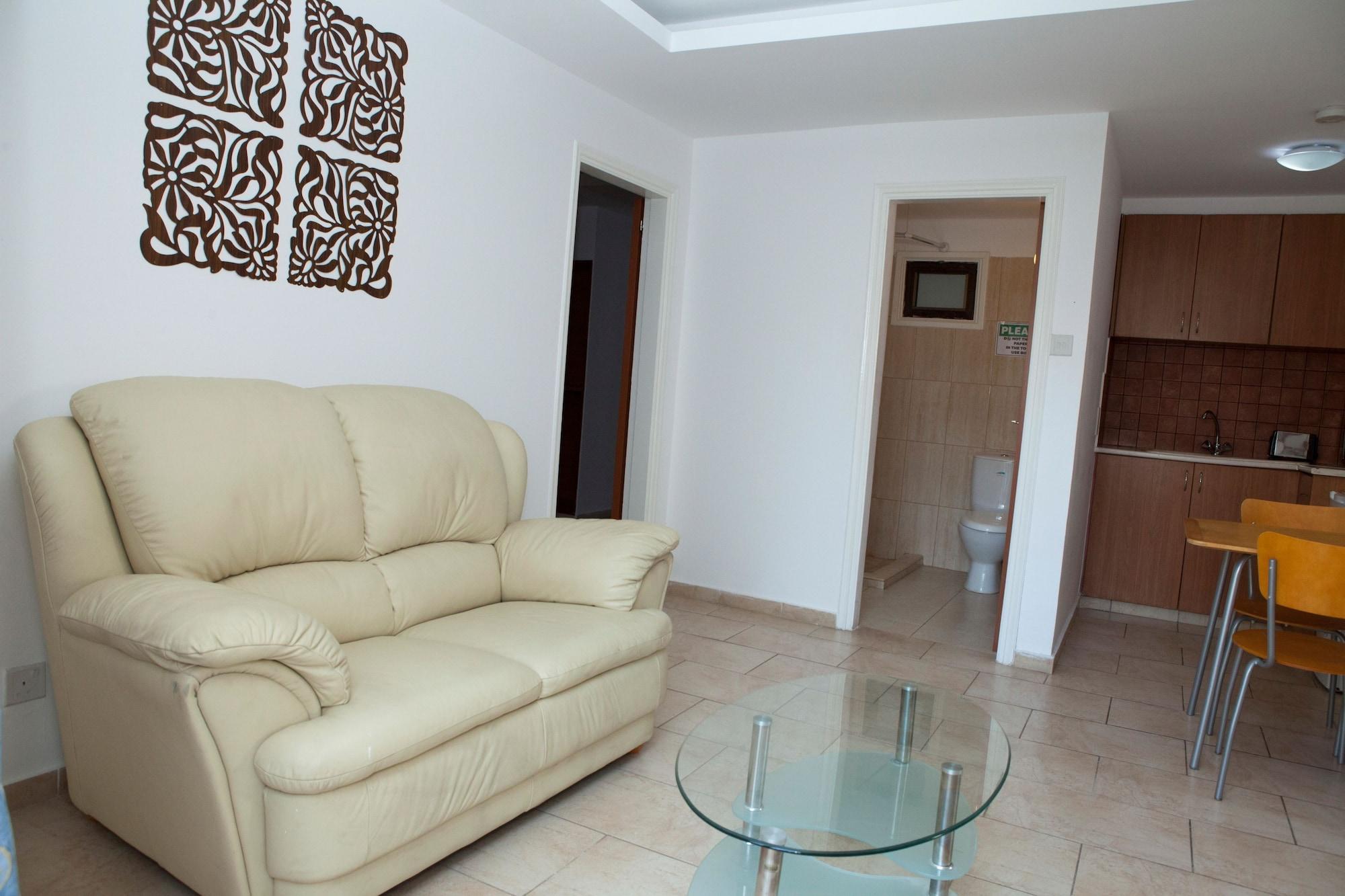 Alecos Aparthotel 3*