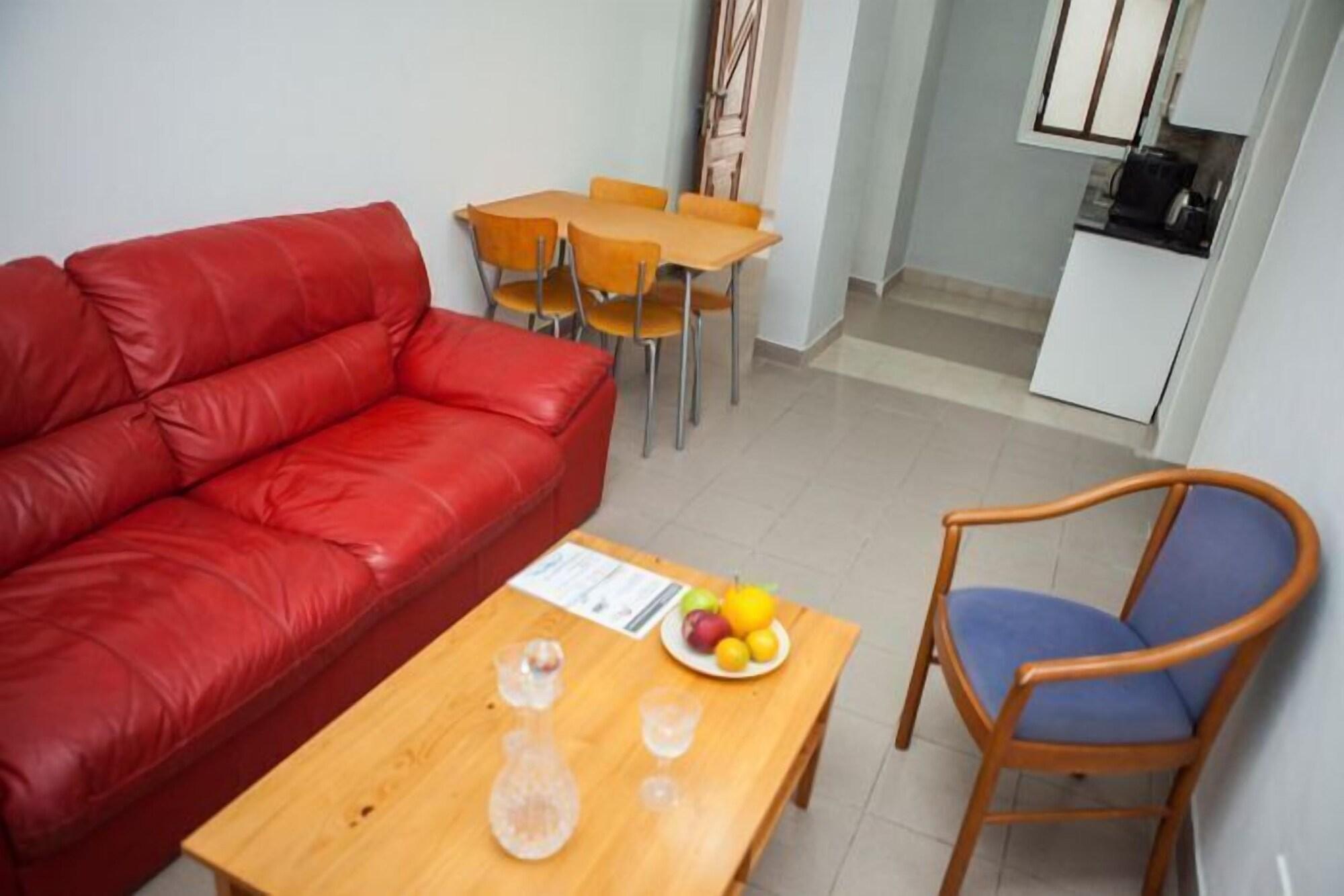 Aparthotel Alecos 3*