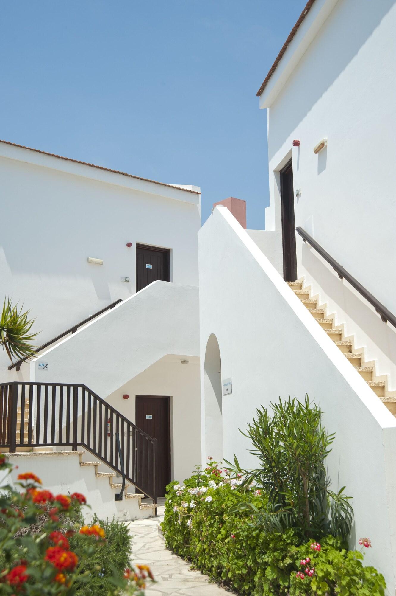 Akti & Village 4* Klorakas