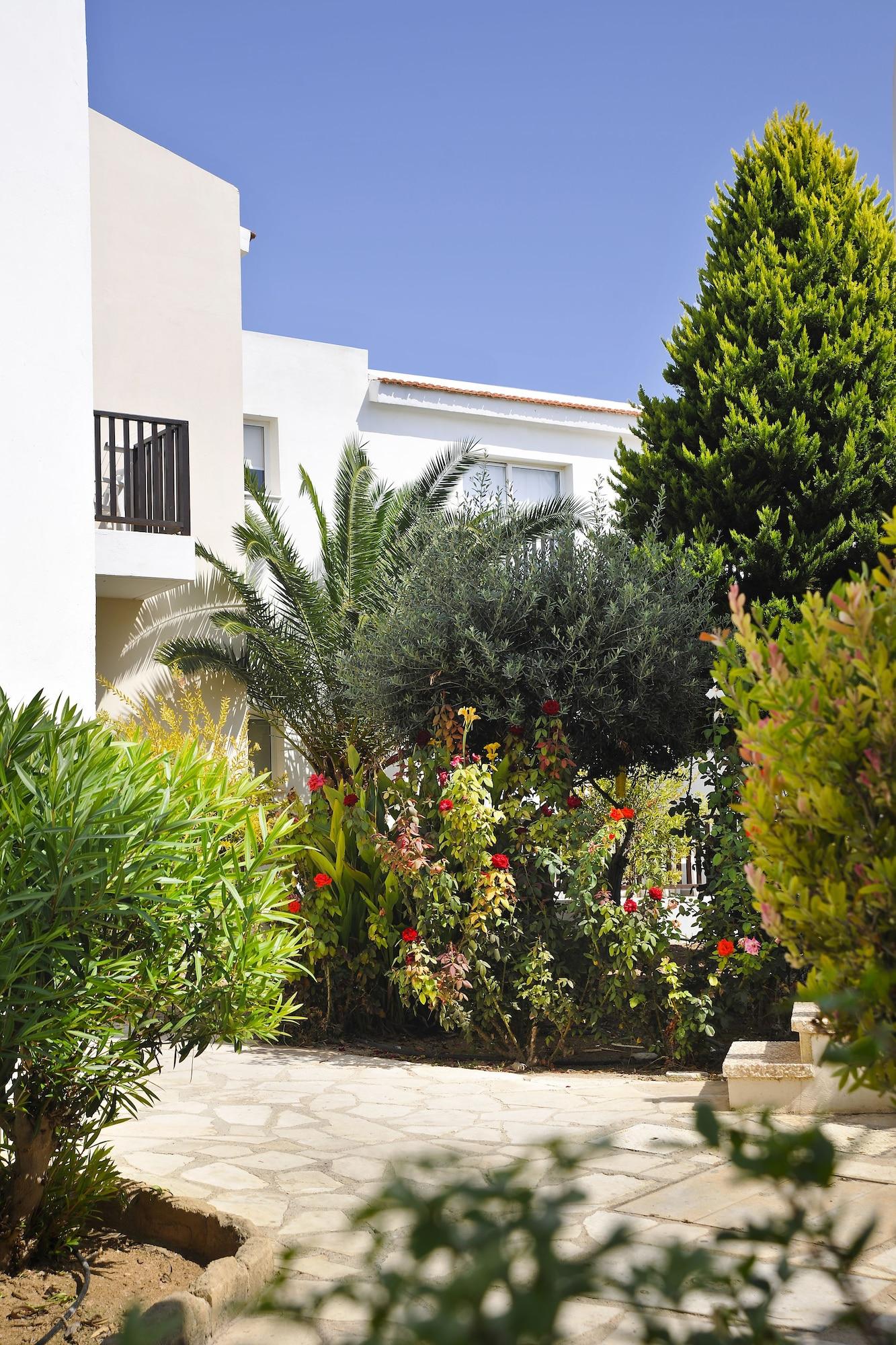 Akti & Village 4* Klorakas