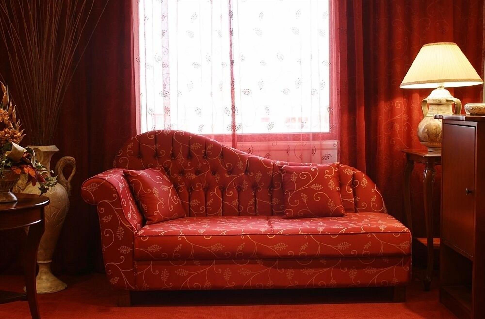 Hotel Europa Plaza 3*