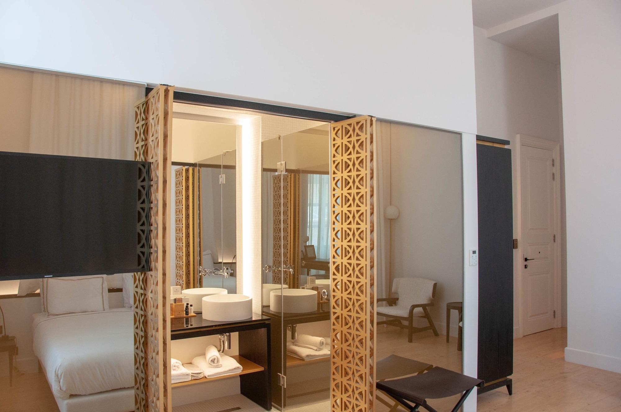 S Paul Hotel 3*
