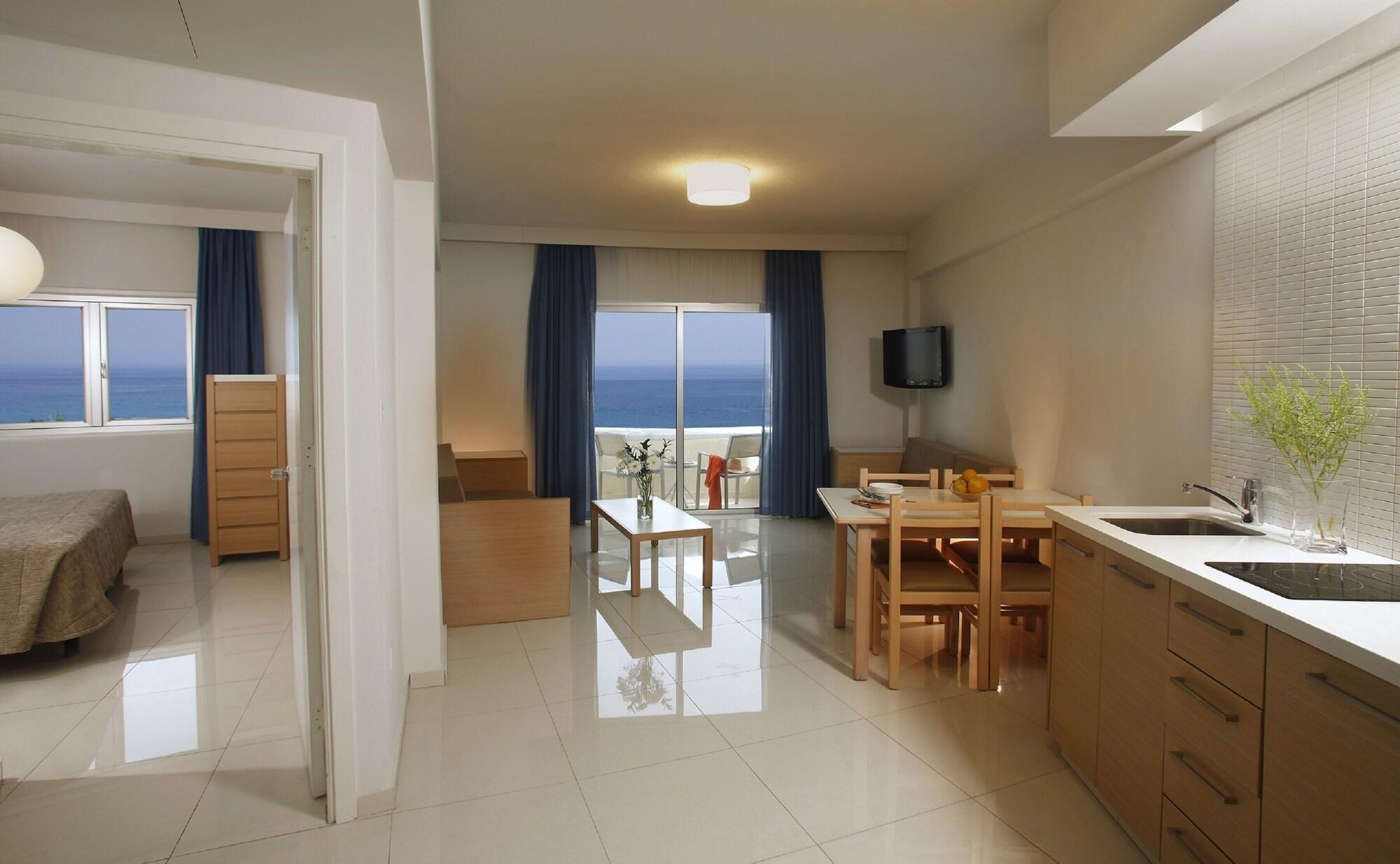 Sunrise Oasis & Waterpark Hotel Protaras