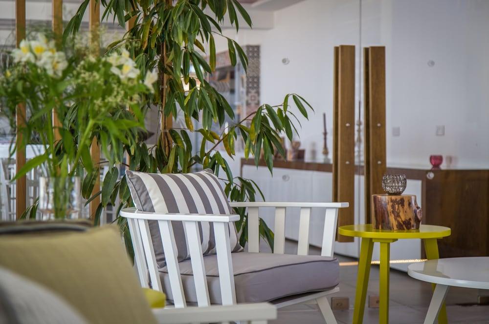 Island Boutique Hotel