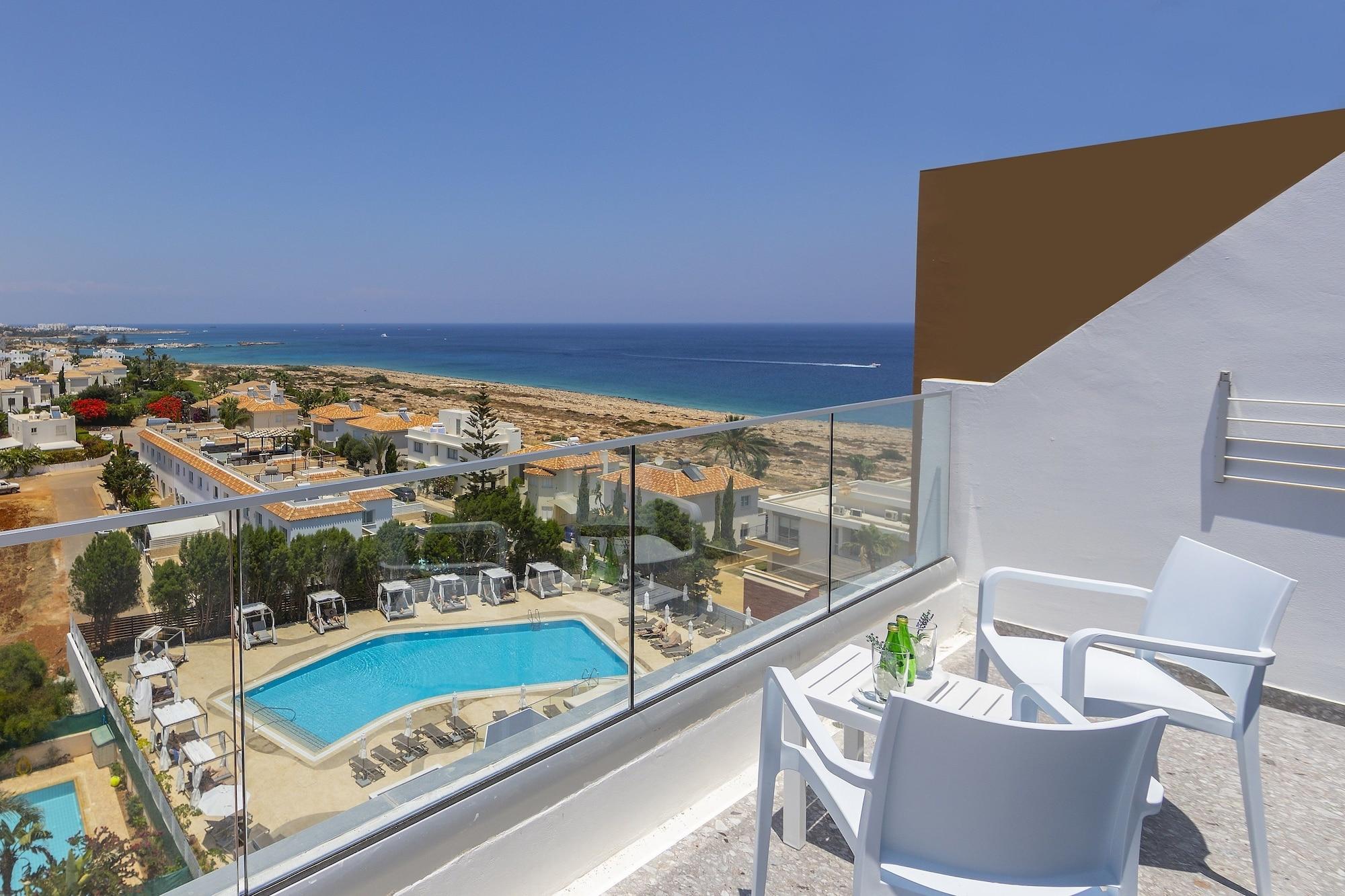 Leonardo Crystal Cove & - Adults Only Protaras