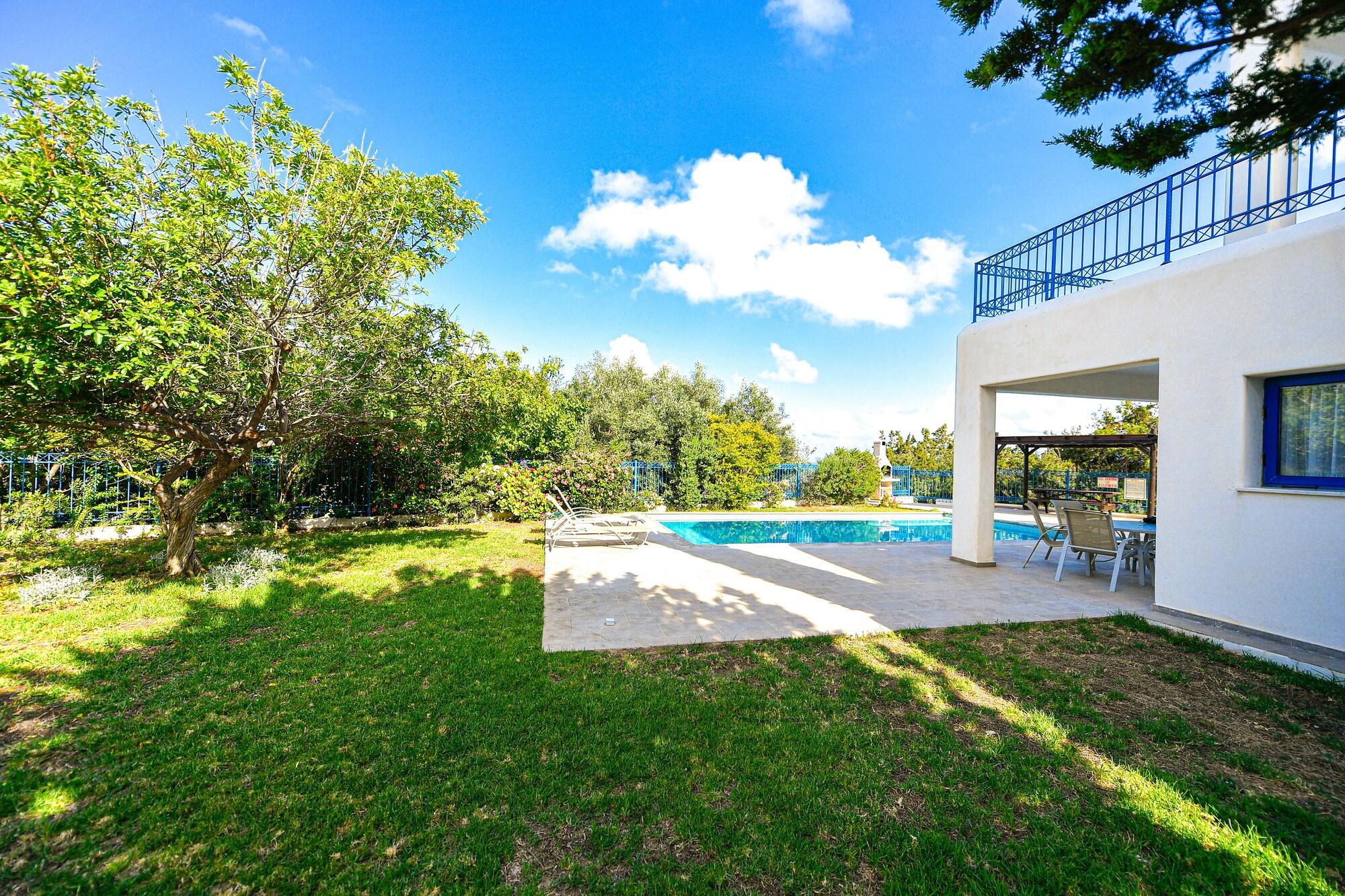 Sanders Azzurro Villa Paphos