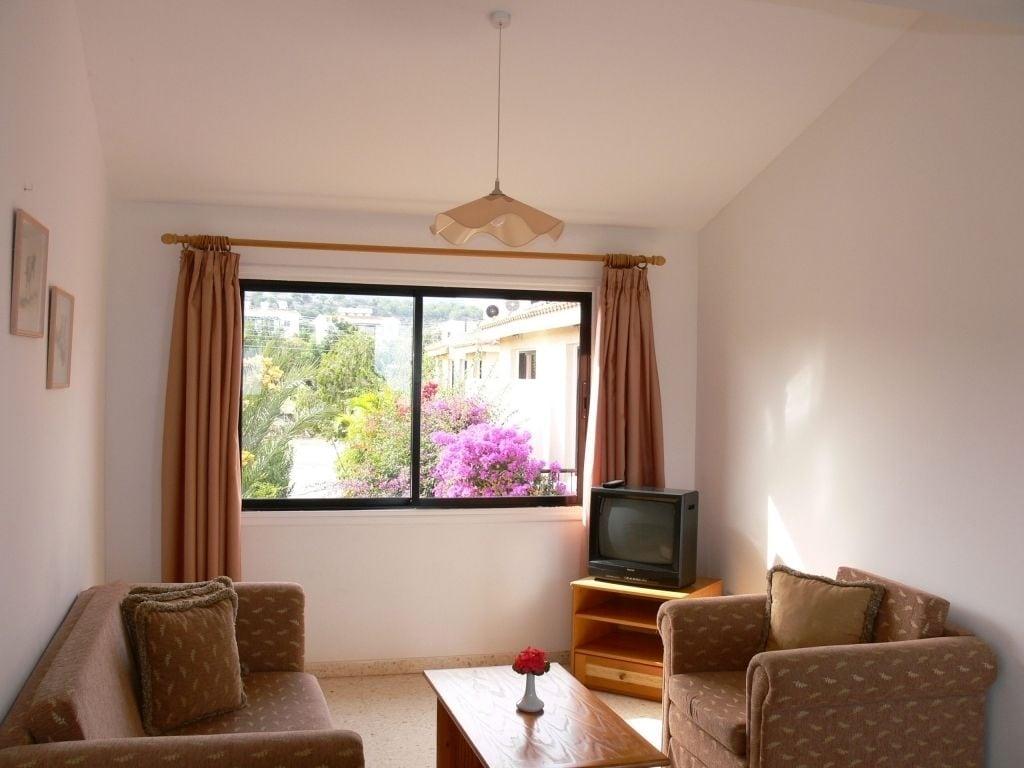 Aparthotel Tavros