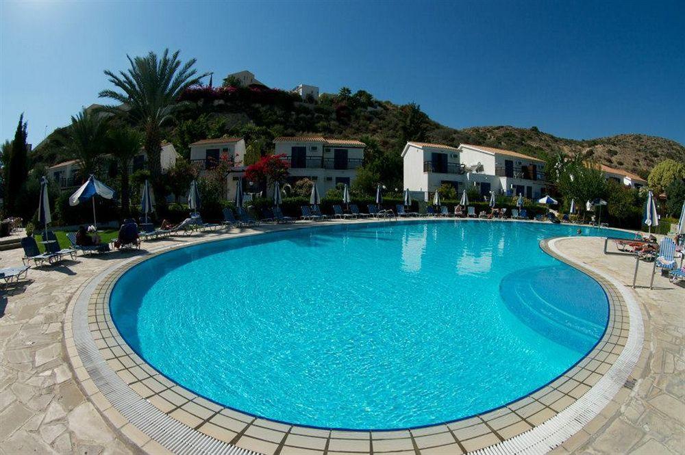 Hylatio Tourist Village Aparthotel