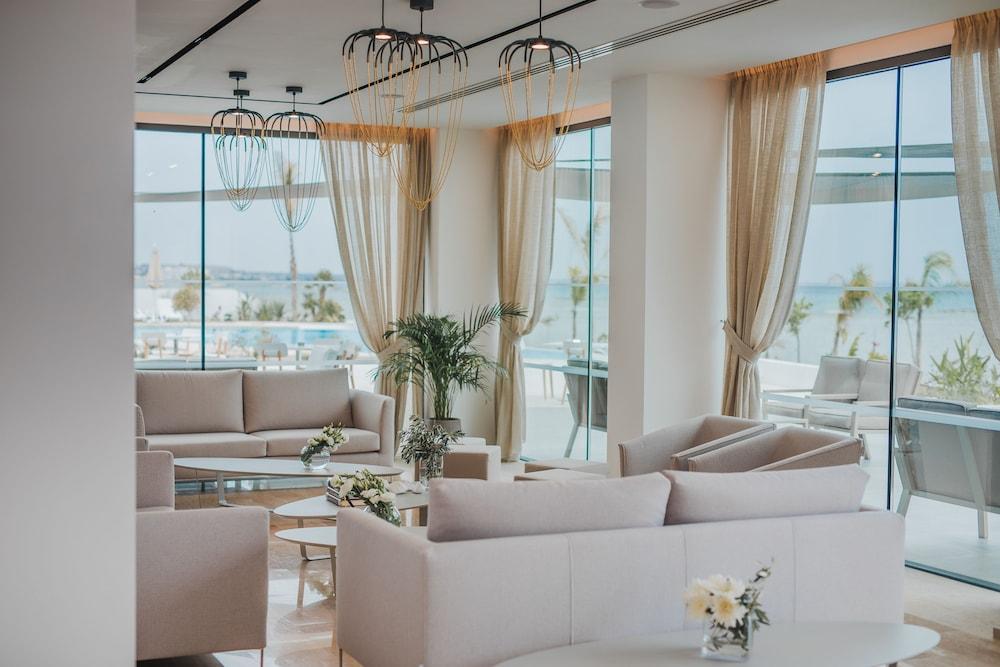 Lebay 3* Larnaca