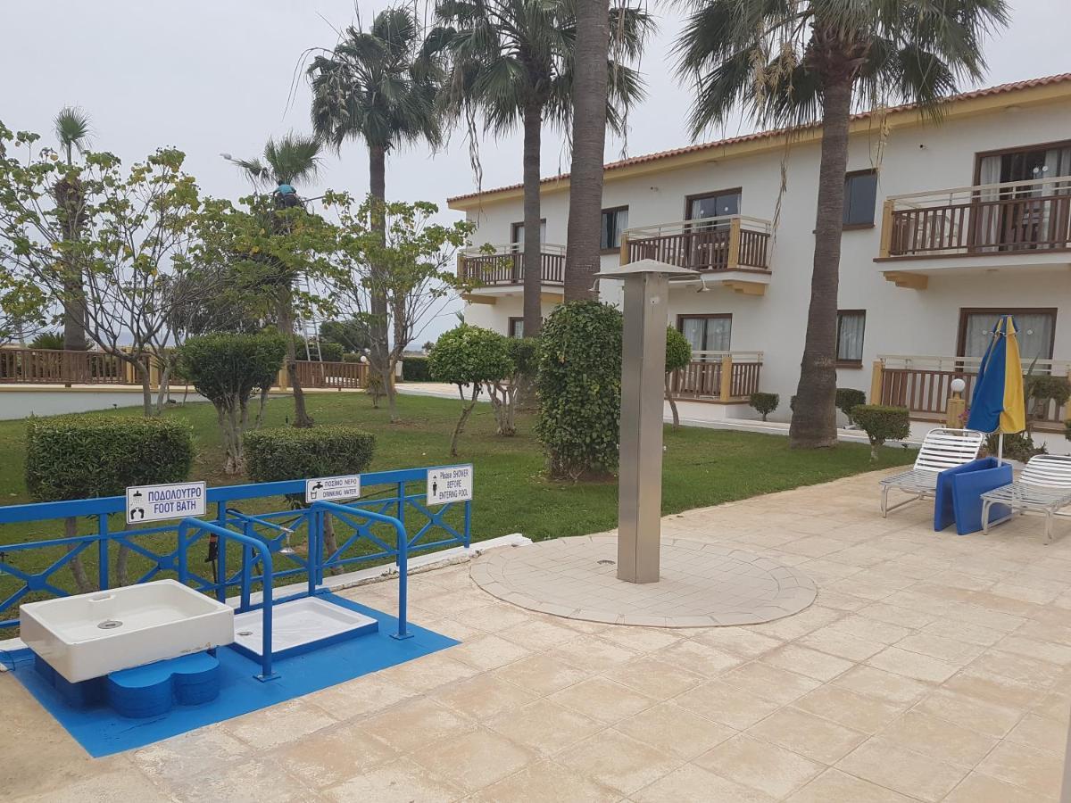 Cosmelenia Aparthotel Agia Napa