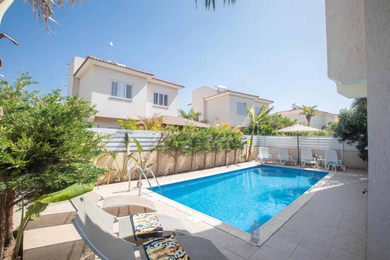 George's Lux Pousada Protaras