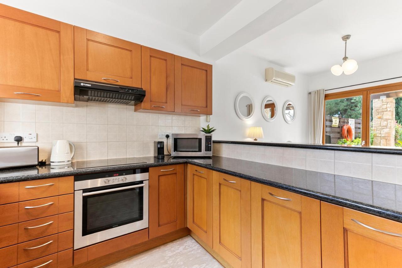 Villa 2 Bedroom Destu With Private Pool And Golf Views, Aphrodite Hills *