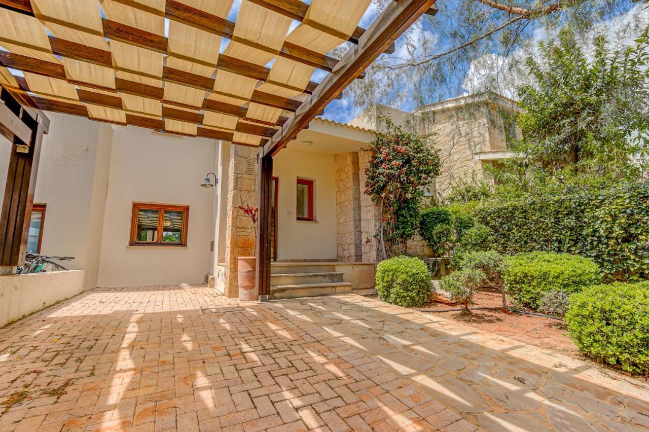 Villa 2 Bedroom Destu With Private Pool And Golf Views, Aphrodite Hills