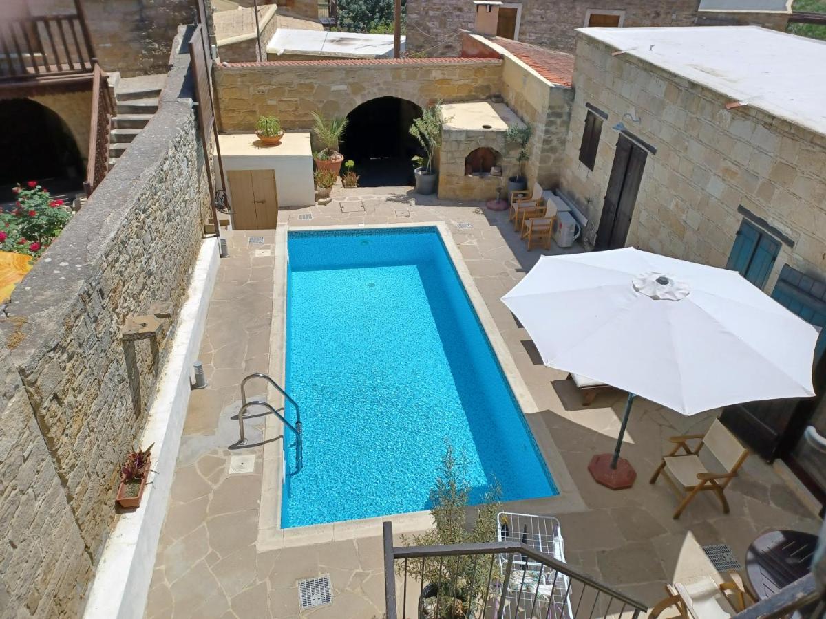 Vrakas House Landhuis *