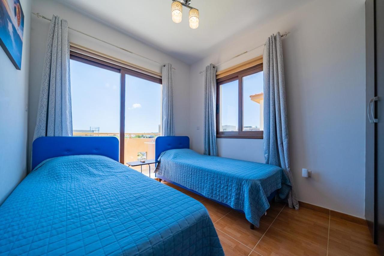 Carina For 6 Persons Villa
