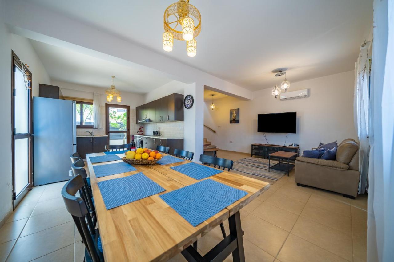 Carina For 6 Persons Villa *