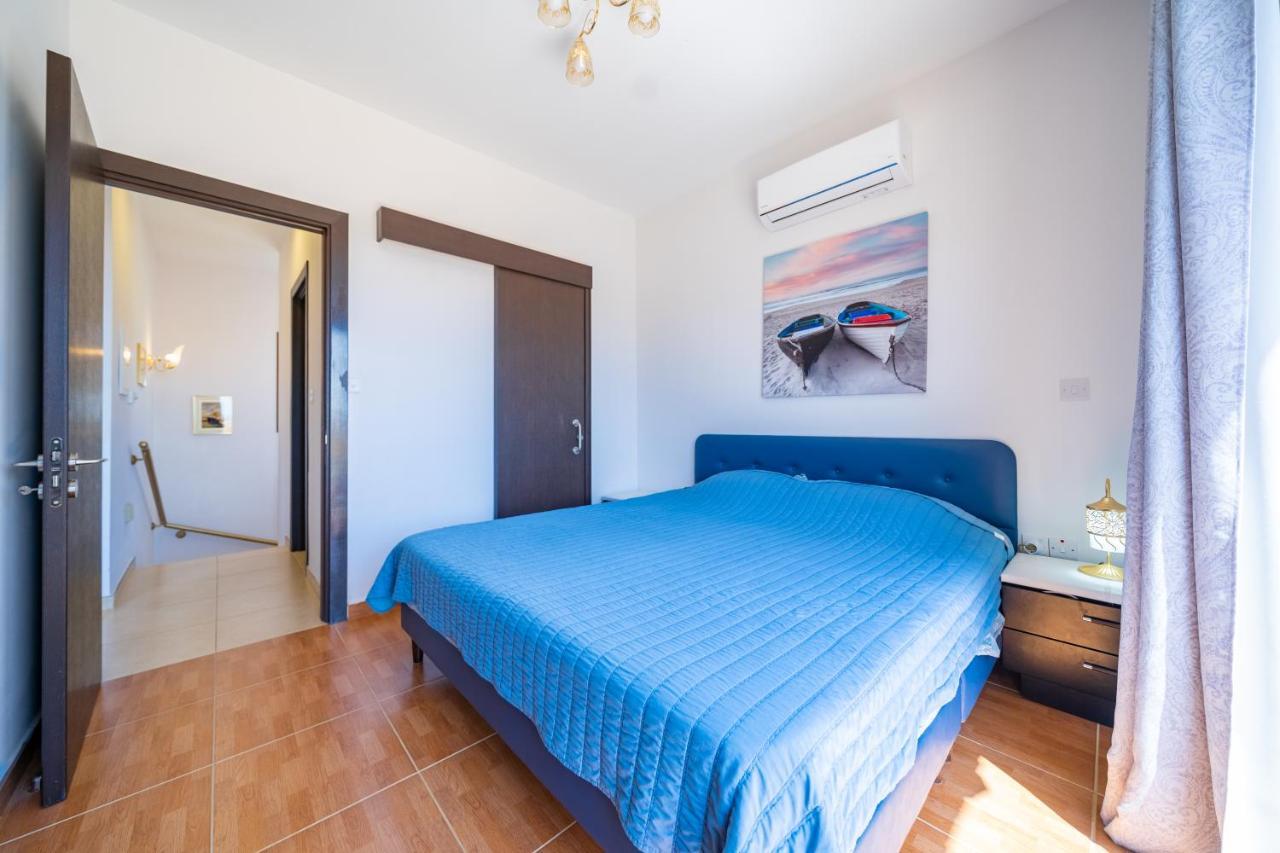 Carina For 6 Persons Paralimni