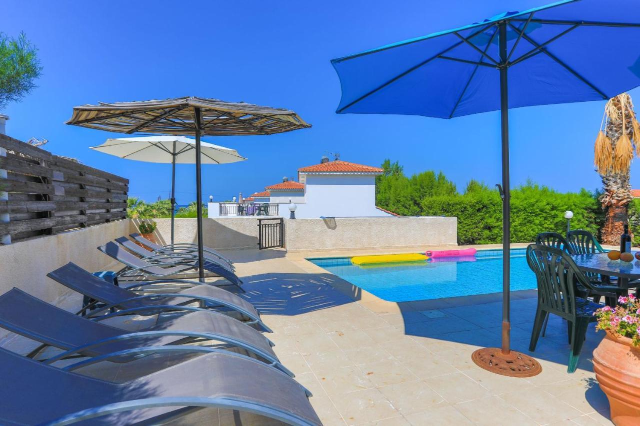 Villa Sandy Coast Petunia Argaka