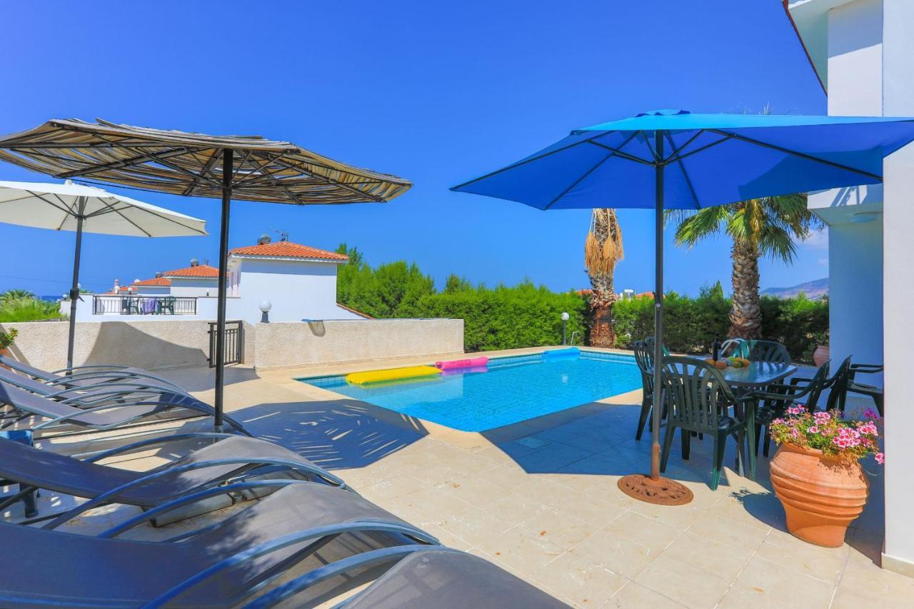 Villa Sandy Coast Petunia Argaka