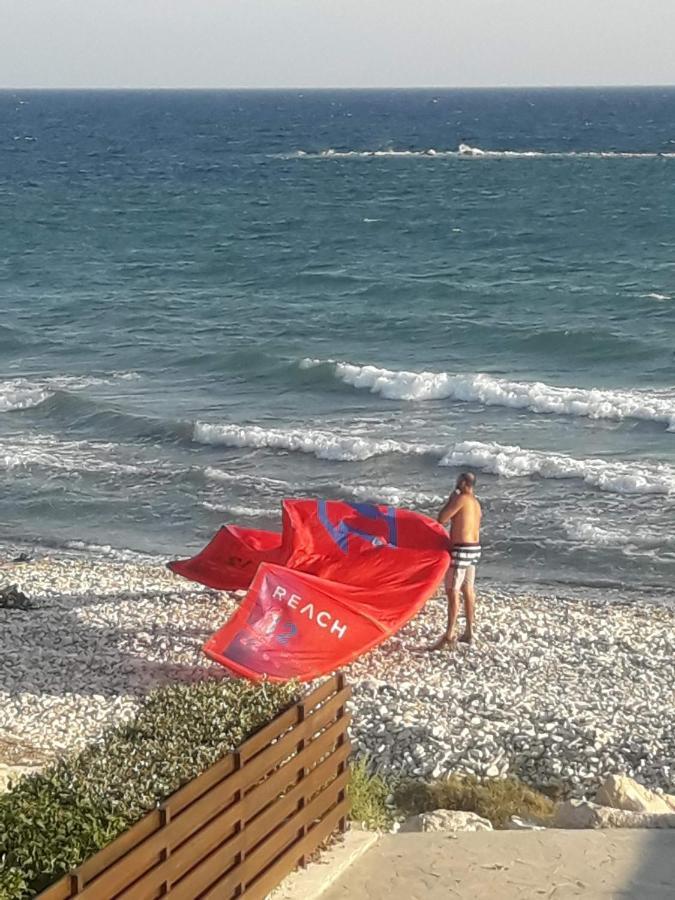 Seafront Party Pervolia