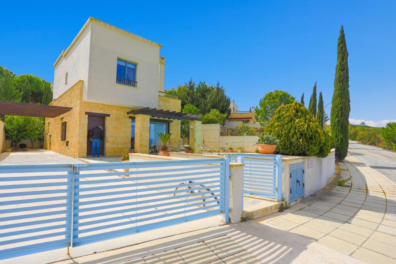 Styliani Villa *