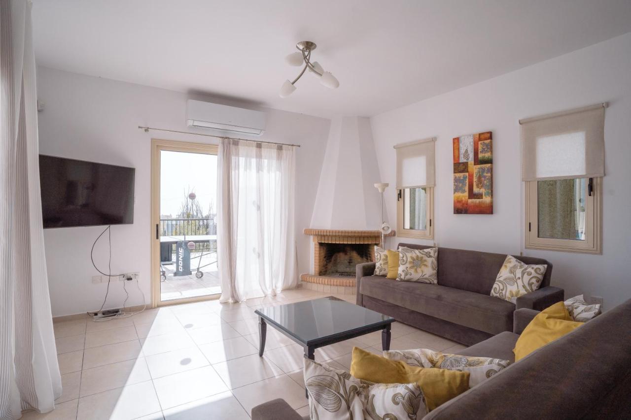 Eframia Dyo By Prestige Bookings Villa Peyia